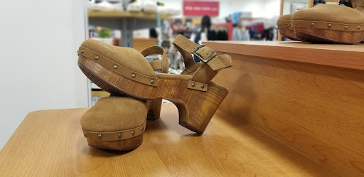 Department Store «T.J. Maxx», reviews and photos, 185 Union St, Waterbury, CT 06706, USA