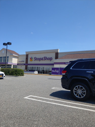 Supermarket «Stop & Shop Plaza», reviews and photos, 400 Union Blvd, West Islip, NY 11795, USA