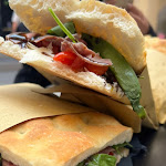 Photo n°2 de l'avis de Bushra.a fait le 29/04/2023 à 15:36 sur le  Twins Gourmet à Sorrento