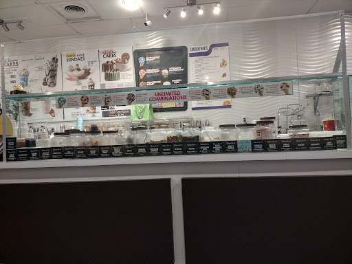 Ice Cream Shop «Marble Slab Creamery», reviews and photos, 780 E Road to Six Flags St #234, Arlington, TX 76011, USA