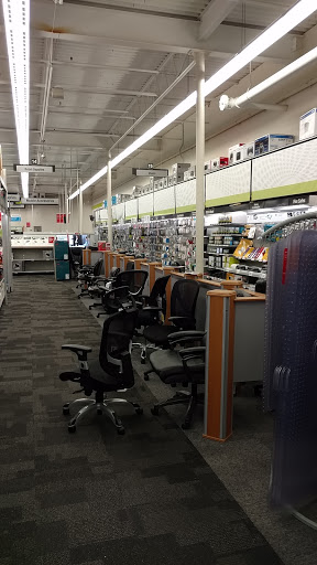 Office Supply Store «Staples», reviews and photos, 345 Rockaway Turnpike, Lawrence, NY 11559, USA