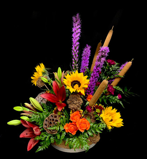 Florist «The Enchanted Florist», reviews and photos, 109 Public Sq, Lagrange, OH 44050, USA