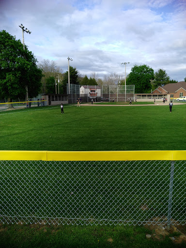 Water Park «Uhrichsville Water Park», reviews and photos, 401 E 12th St, Uhrichsville, OH 44683, USA