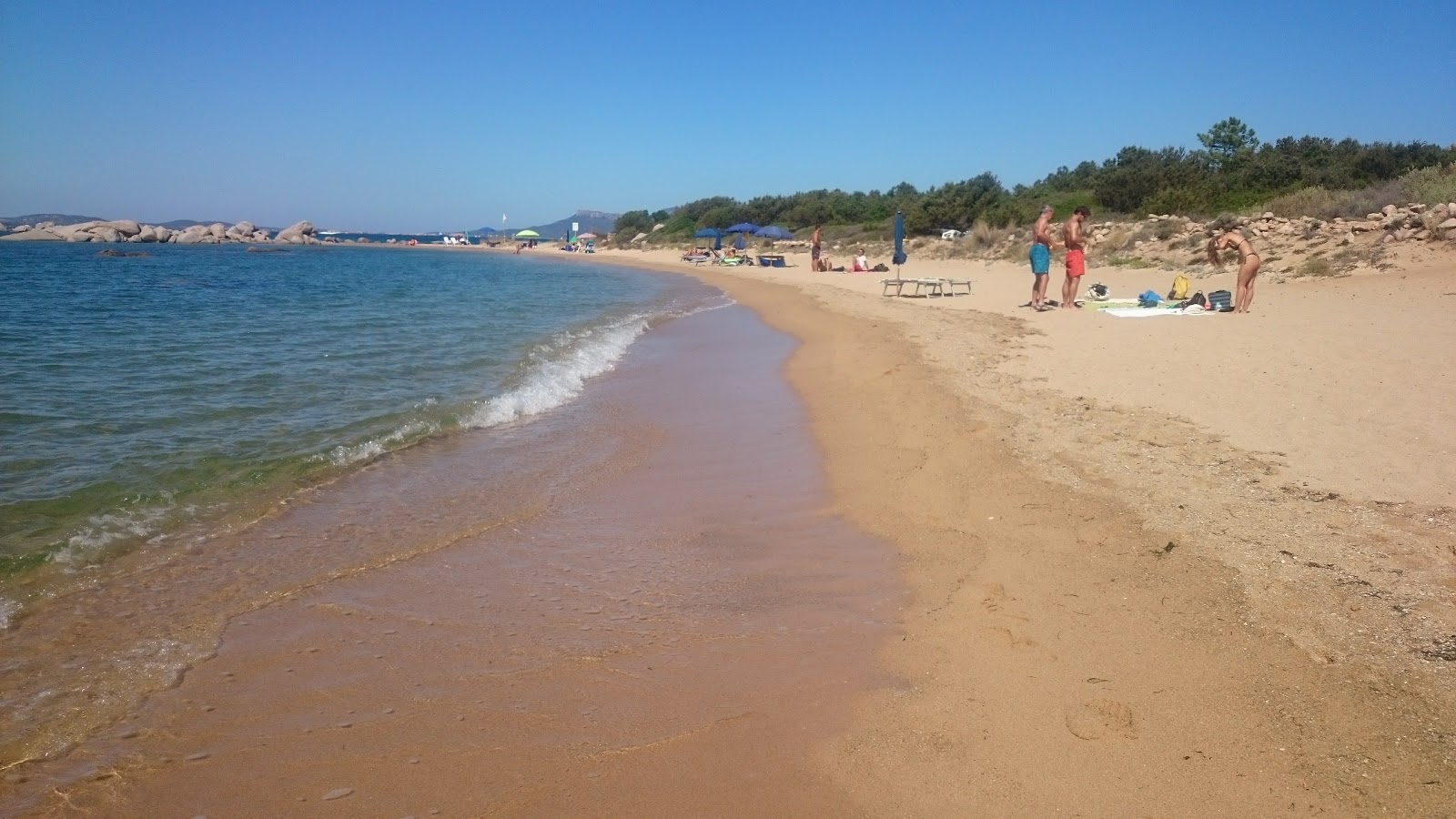 Spiaggia Su Sarrale'in fotoğrafı ve güzel manzarası