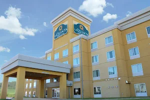 La Quinta Inn & Suites by Wyndham Bismarck image