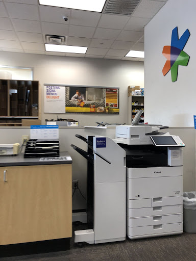 Print Shop «FedEx Office Print & Ship Center», reviews and photos, 9925 W McDowell Rd Suite 105, Avondale, AZ 85392, USA