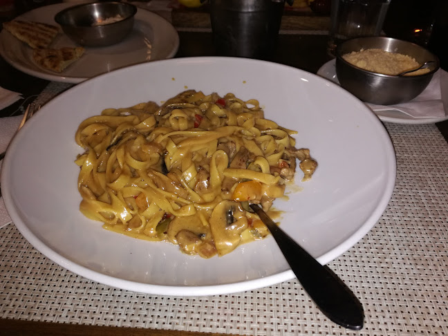 Εστιατόριο Four Seasons - Αφάντου