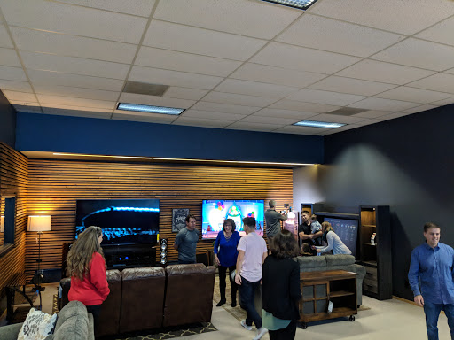 Home Theater Store «Home Video Library Electronics», reviews and photos, 16544 SE Division St, Portland, OR 97236, USA