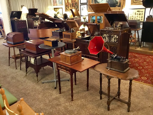 Used Furniture Store «Barrington Resale Shop», reviews and photos, 2214 E Algonquin Rd, Algonquin, IL 60102, USA