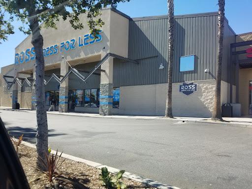 Clothing Store «Ross Dress for Less», reviews and photos, 7884 Van Nuys Blvd, Van Nuys, CA 91402, USA
