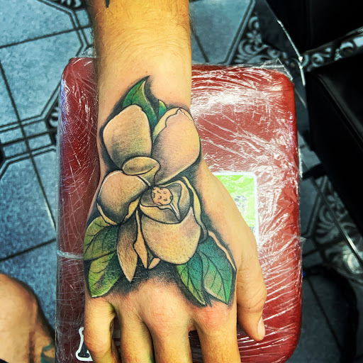 Tattoo Shop «Wizard Tattoo Studio», reviews and photos, 5780 S M L King Jr Pkwy, Beaumont, TX 77705, USA