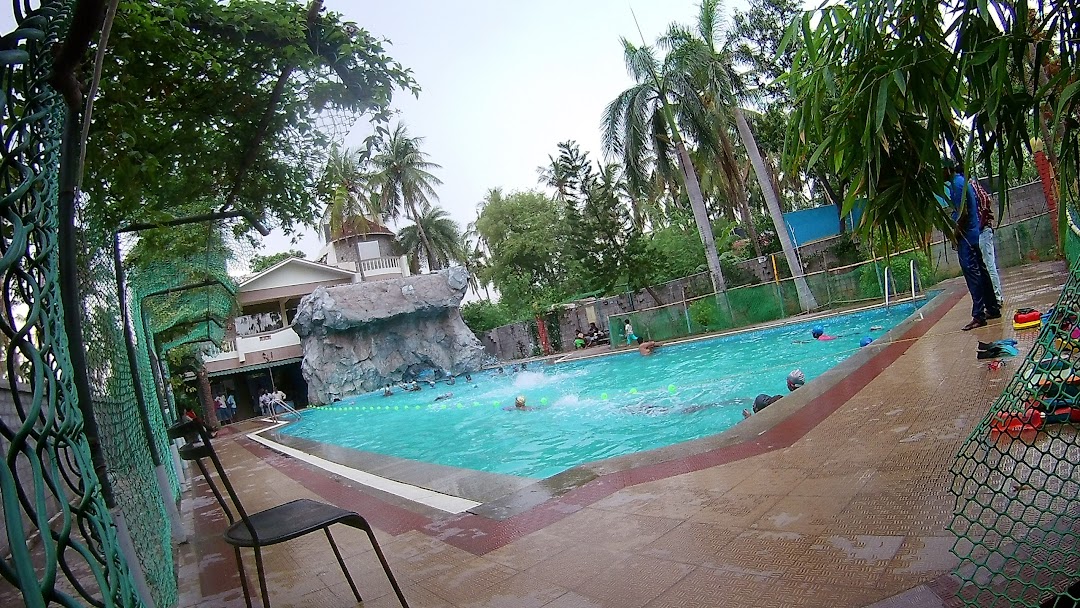 Saaral Swimming Pool