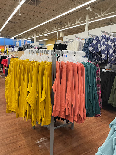 Department Store «Walmart Supercenter», reviews and photos, 100 Valley Pkwy, Whitinsville, MA 01588, USA