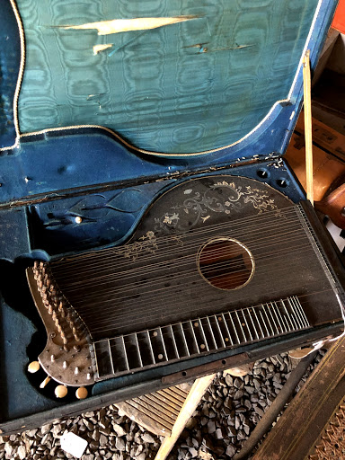 Home Goods Store «Chartreuse & co», reviews and photos, 4007 Buckeystown Pike, Frederick, MD 21704, USA