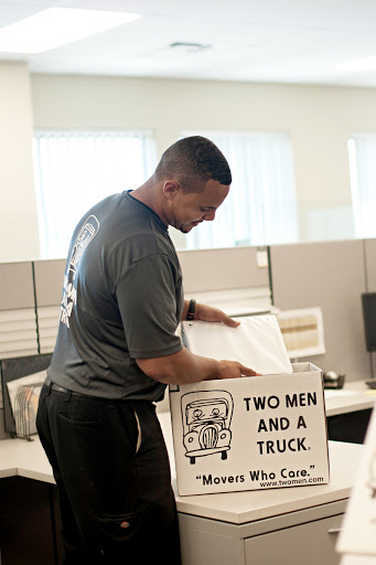 Moving and Storage Service «Two Men and a Truck», reviews and photos, 543 Central Dr #220, Virginia Beach, VA 23454, USA
