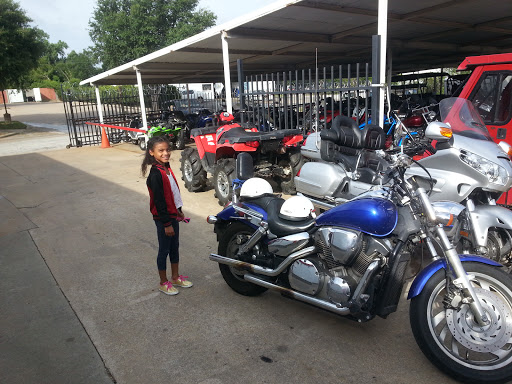 Motor Vehicle Dealer «D & S Kawasaki Honda», reviews and photos, 3636 S Cooper St, Arlington, TX 76015, USA