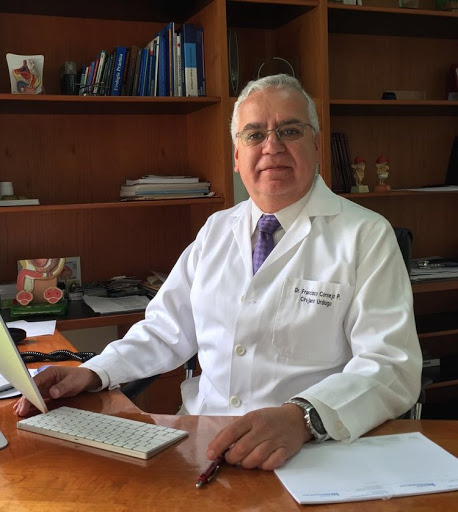 Dr. Francisco Cornejo Proaño - Urólogo Quito