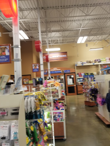 Pet Supply Store «PetSmart», reviews and photos, 40451 Lowes Ave, Gonzales, LA 70737, USA