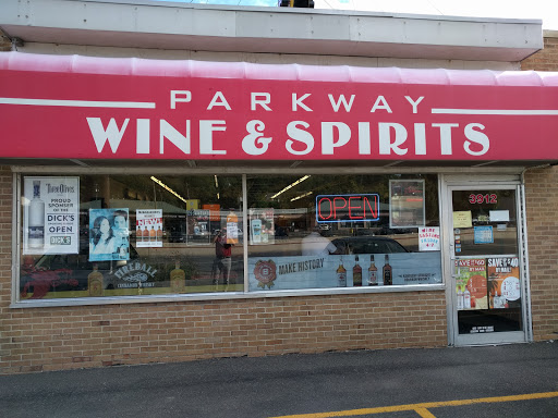 Liquor Store «Parkway Wine & Spirits Inc», reviews and photos, 3912 Vestal Pkwy E, Vestal, NY 13850, USA