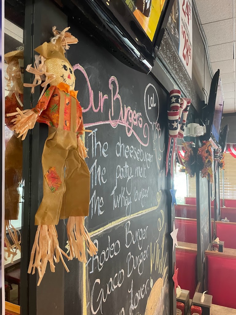 Wings In Weston 33326