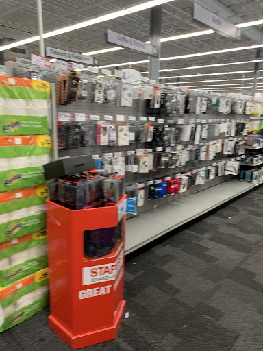 Office Supply Store «Staples», reviews and photos, 1080 Old Country Rd, Westbury, NY 11590, USA