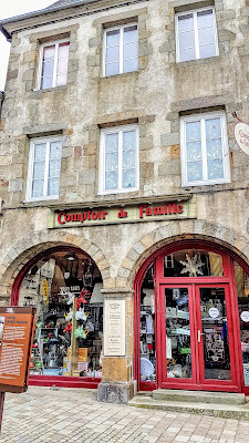 Comptoir de famille à Dol-de-Bretagne