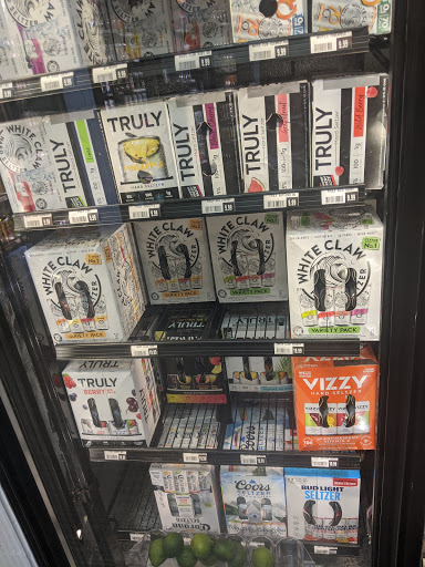 Liquor Store «No 1 Liquor Mart», reviews and photos, 1520 Aviation Blvd, Redondo Beach, CA 90278, USA