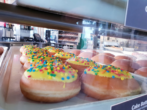 Bakery «Krispy Kreme Doughnuts», reviews and photos, 3605 Ira E Woods Ave, Grapevine, TX 76051, USA