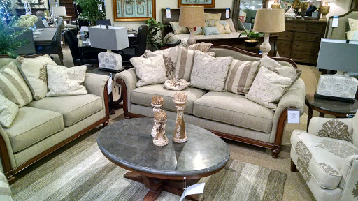 Furniture Store «Ashley HomeStore», reviews and photos, 5004 Valley View Blvd NW, Roanoke, VA 24012, USA