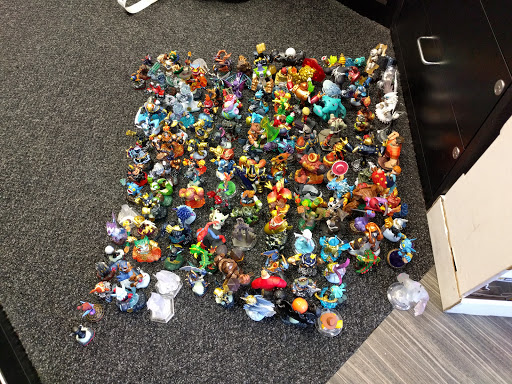 Video Game Store «GameStop», reviews and photos, 215 W Merrick Rd, Valley Stream, NY 11580, USA