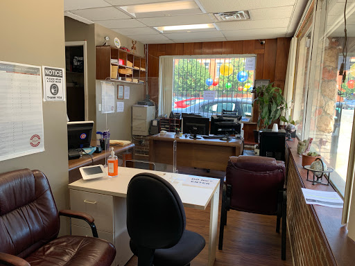 Used Car Dealer «World Discount Auto», reviews and photos, 800 S Western Ave, Chicago, IL 60612, USA