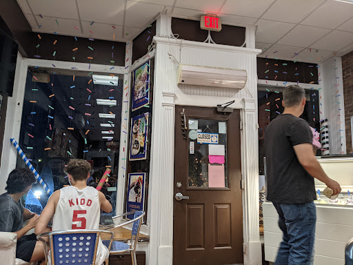 Frozen Yogurt Shop «Just Chill Frozen Desserts & Creperie», reviews and photos, 47 Main St, Clinton, NJ 08809, USA