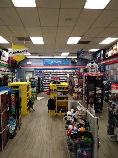 GameStop, 6001 Bergenline Ave, West New York, NJ 07093, USA, 