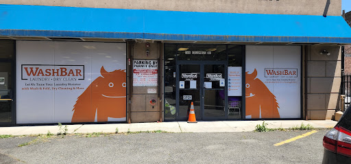Laundromat «Laundry City», reviews and photos, 166 Christopher Columbus Dr, Jersey City, NJ 07302, USA