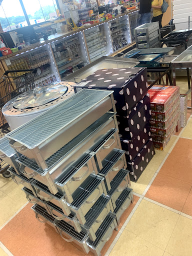 Dollar Store «Dream Dollar», reviews and photos, 3815 15 Mile Rd, Sterling Heights, MI 48310, USA