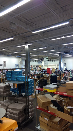 Shoe Store «DSW Designer Shoe Warehouse», reviews and photos, 345 Rockaway Turnpike, Lawrence, NY 11559, USA