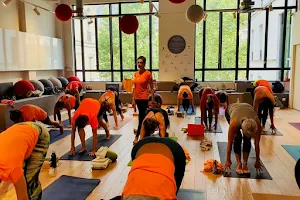 Yog'n Move Yoga - Studio Yoga & Ecole Formation image