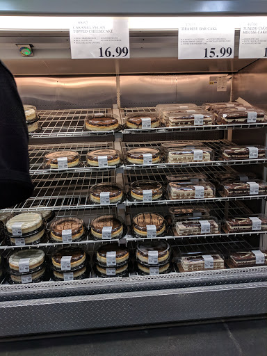 Warehouse store «Costco Wholesale», reviews and photos, 4500 W Shaw Ave, Fresno, CA 93722, USA