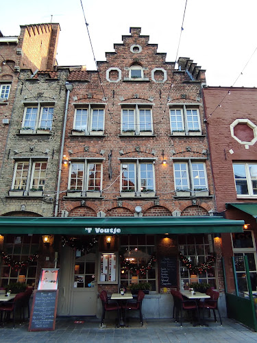 Beoordelingen van Bottle and shotjesbar Geronimo in Brugge - Bar