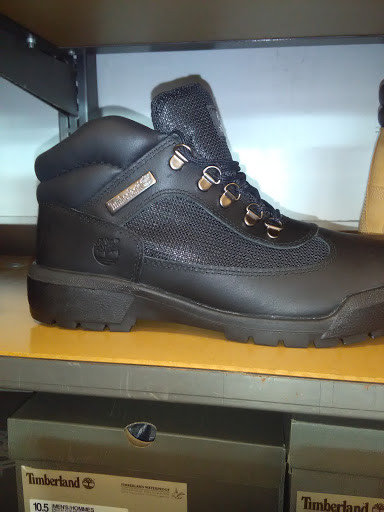 Shoe Store «Timberland Factory Store», reviews and photos, 117 N Michigan Ave #135, Atlantic City, NJ 08401, USA