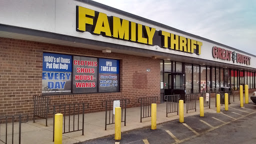 Family Thrift Store, 2527 W Cermak Rd, Chicago, IL 60608, USA, 
