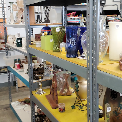 Thrift Store «Stone Soup Thrift Shop», reviews and photos, 950 3rd St # 120, St Paul Park, MN 55071, USA