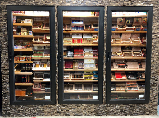 Tobacco Shop «Cottage Grove Tobacco», reviews and photos, 8461 E Point Douglas Rd S, Cottage Grove, MN 55016, USA