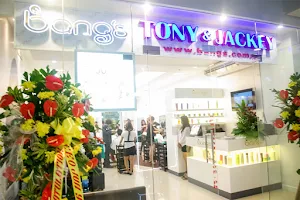 Tony & Jackey Salon image