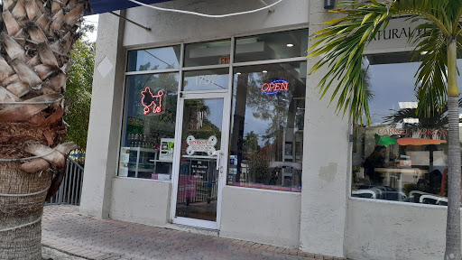 Pet Store «South Beach Pet Shop», reviews and photos, 634 6th St, Miami Beach, FL 33139, USA