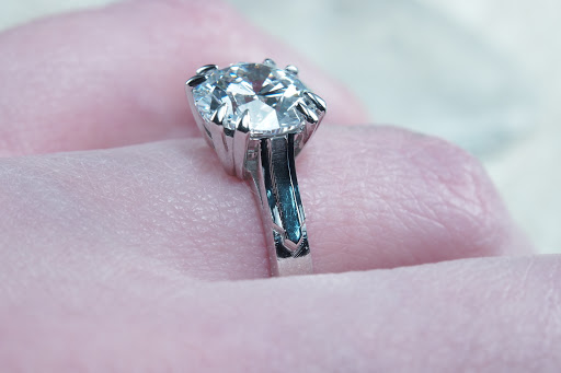 Jewelry Store «Custom», reviews and photos, 3206 N Davidson St, Charlotte, NC 28205, USA