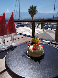 Plats et boissons du Restaurant méditerranéen Via Marine Le Bistrot à Calvi - n°2