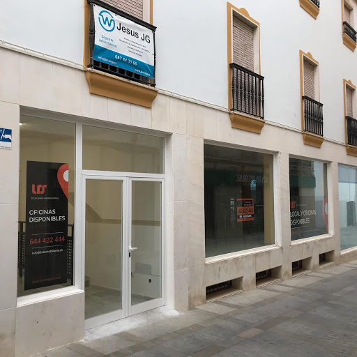 SierraGest - Inmobiliaria en Ubrique - C. Ángeles Bohórquez, 7, 11600 Ubrique, Cádiz