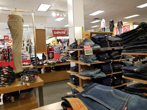 Shopping Mall «Salem Center», reviews and photos, 401 Center St NE, Salem, OR 97301, USA