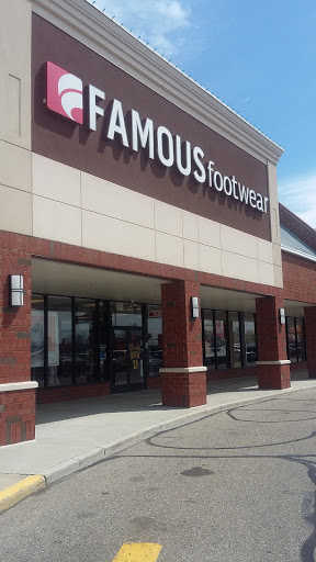 Movie Theater «AMC Ridge Park Square 8», reviews and photos, 4788 Ridge Rd, Brooklyn, OH 44144, USA